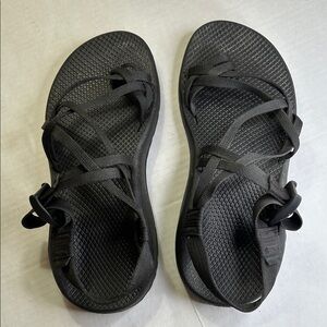 CHACO WOMENS BLACK STRAPPY ADJUSTABLE. STRAPS OUTDOOR  SPORTS SANDAL SZ W10